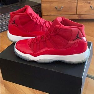 Jordan win like 96 size M7